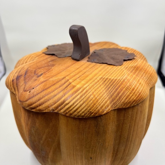 Wooden Pumpkin Decor - Picture 3 of 6